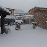 Il Nido Dell'aquila Отель